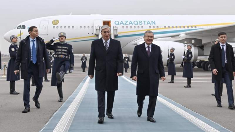 Қасым-Жомарт Тоқаев Өзбекстанға мемлекеттік сапармен келді