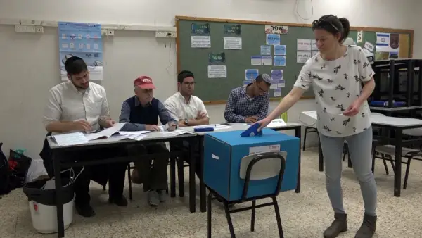 Сайлауға 800 миллион доллар жұмсалды