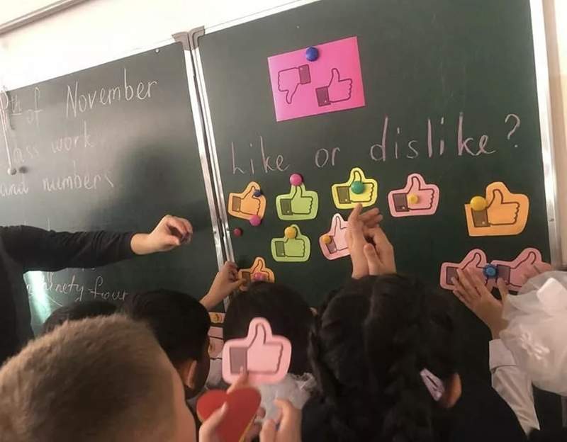 Мектептерде ағылшын тілін оқытудың жаңа тәсілдерін енгізу талқыланды