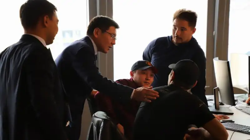 Асқар Жұмағалиев: Қызметтен кеткен кезде қолдаушылардың көп екенін көріп таң қалдым