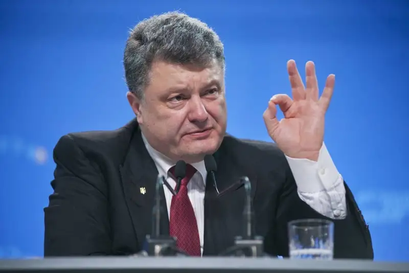 Испаниядан оралған Порошенко карантиннен қашып кетті