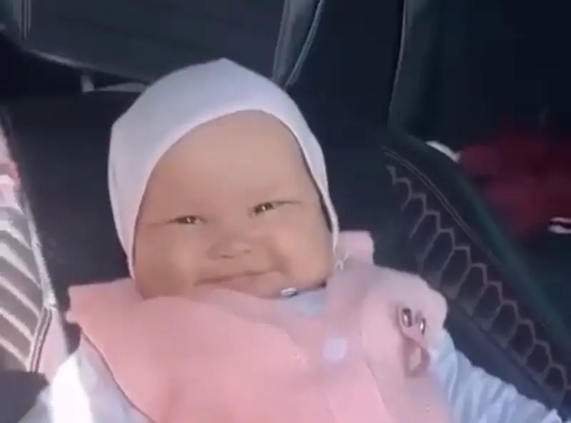 Алматыда Үлкен Алматы айналма жолынан арбаға салынған сәби табылды (видео)