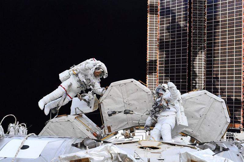 NASA SpaceX миссиясы ғарышта түсірілген фото-суреттер жариялады