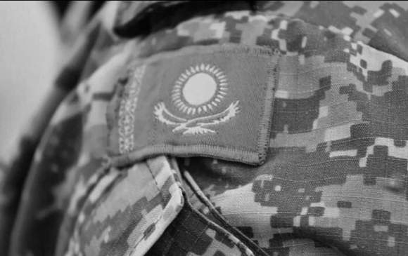 «Сарбаздан ер адамның шәуеті табылды»: Шекара қызметінің басшысы сарбаздың қазасы туралы айтты