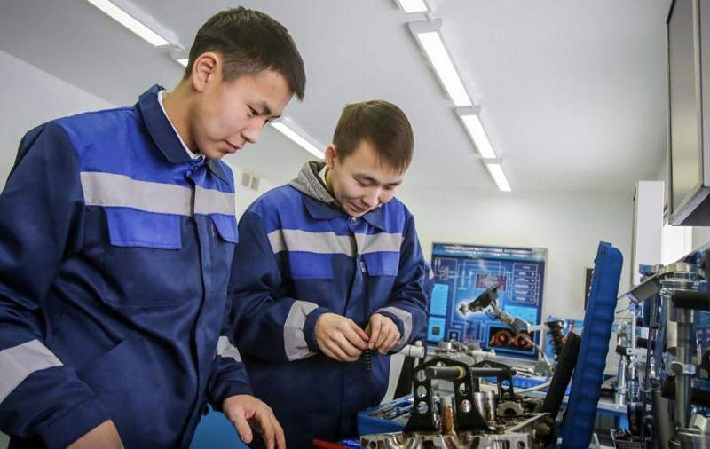 Қазақстанда колледж студенттерінің стипендиясы 50%-ға өсті