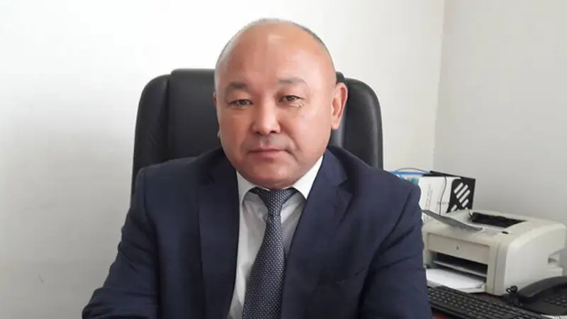 Еңбек және халықты әлеуметтік қорғау министрінің ағасын екі қылмыс бойынша соттап жатыр