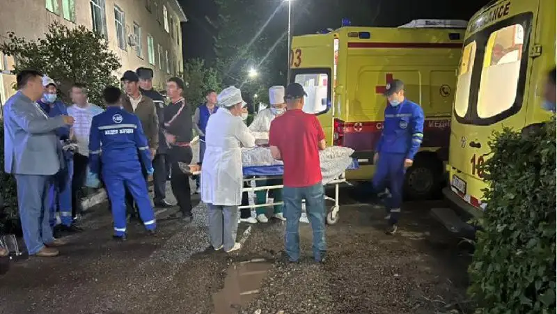 Жамбыл облысында зардап шеккен бір топ Өзбекстан азаматы отанына аттанды