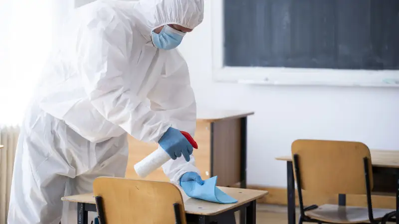 БҚО: 20 мұғалім вирус жұқтырған