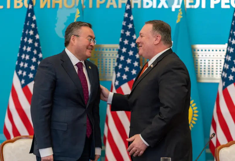  АҚШ-тың Мемлекеттік хатшысы Қытай лагерьлеріндегі қазақтар мәселесін көтерді 