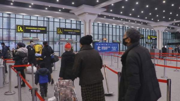 Өзбекстанда әуежайдағы жолаушылар жедел ПТР-тест тапсыруға міндеттелді