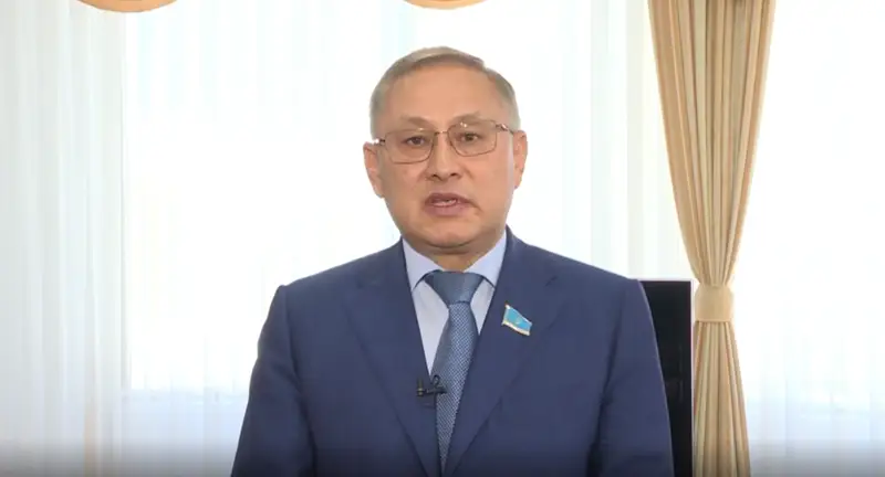 Бейбіт Исабаев, сенатор: Тоқаевтан екінші Елбасы жасаудың қажеті жоқ