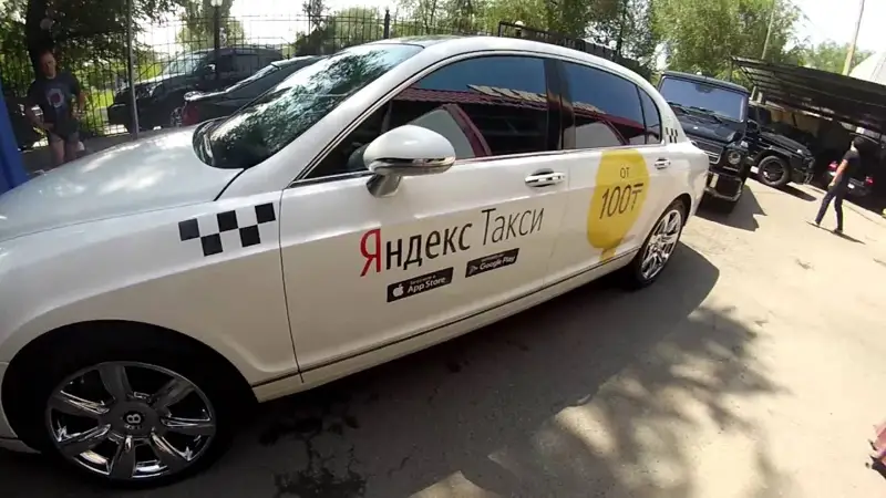 Такси жүргізушілерінен айла аспай тұр