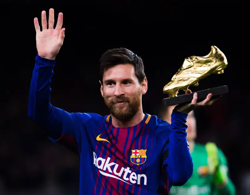 Месси әлемнің үздік футболшыларының үштігіне енді