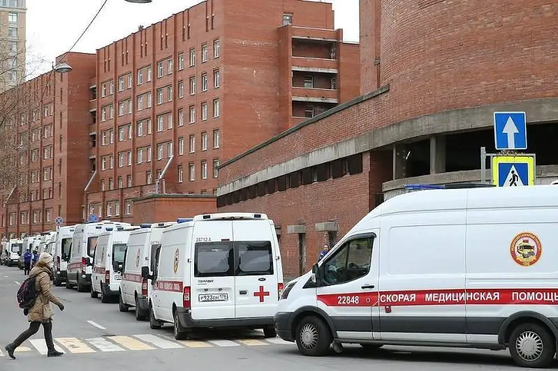 Ресейде бір тәулік ішінде коронавирус жұқтырғандар саны 9,6 мыңға көбейді