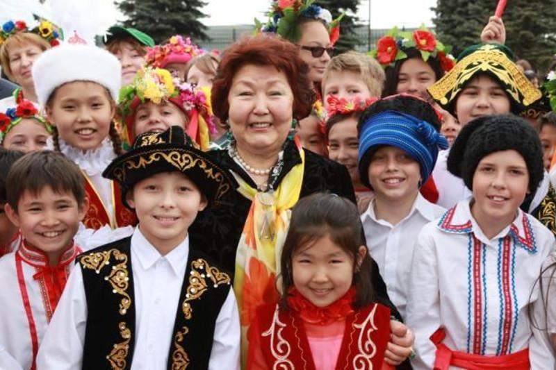 Сара Назарбаева енгізген "Өзін-өзі тану" пәні енді тек ерікті түрде оқытылады 