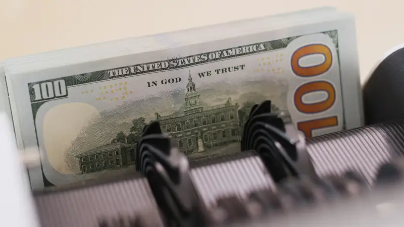 6 қаңтарда доллардың ресми бағамы қандай болады?