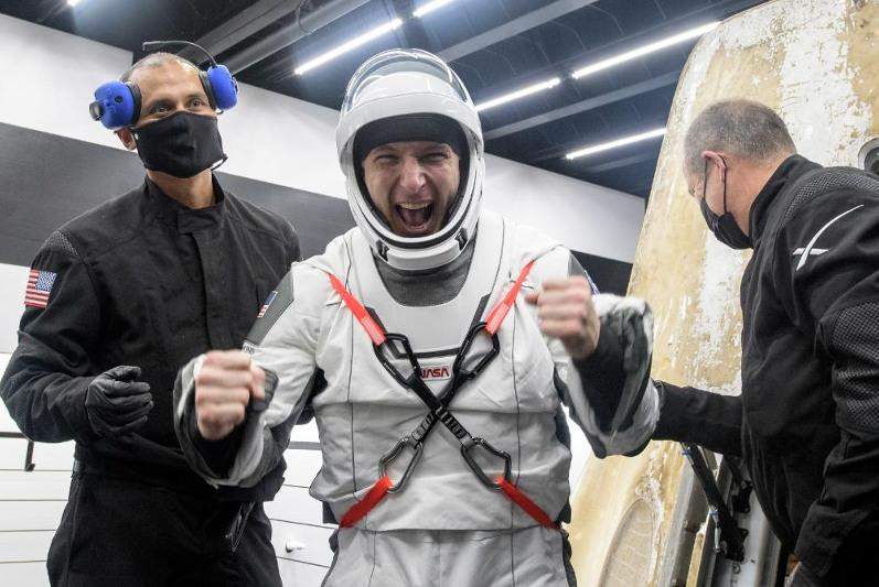 NASA ғарышкерлері жерге оралды