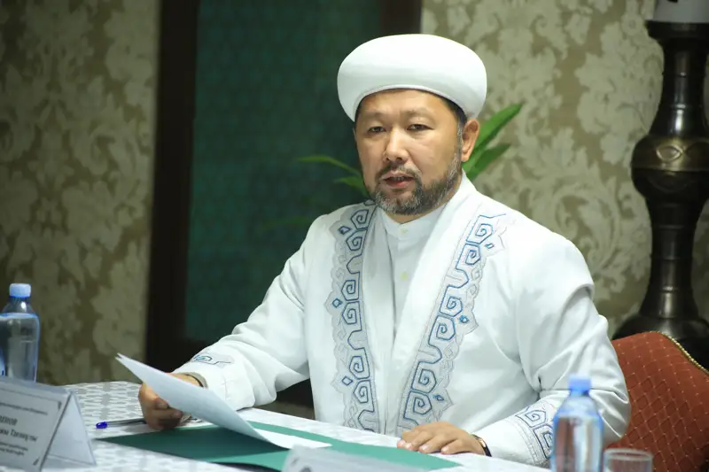 Бас мүфти қазақстандықтарды Ораза Айт мерекесімен құттықтады  