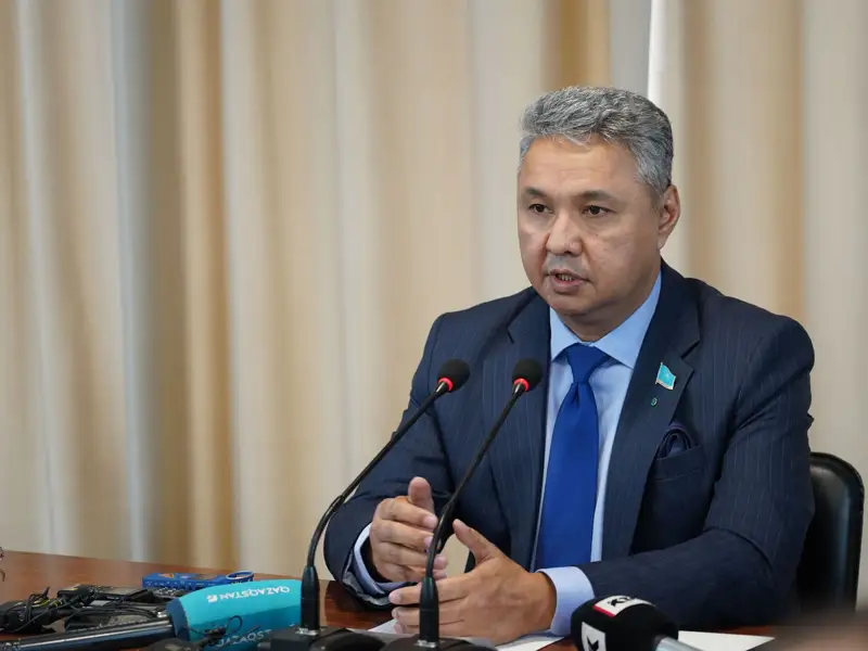 Перуашев Алматыда Сағынтаевтың тұсында қабылданған жер шешімін тексеруді талап етті