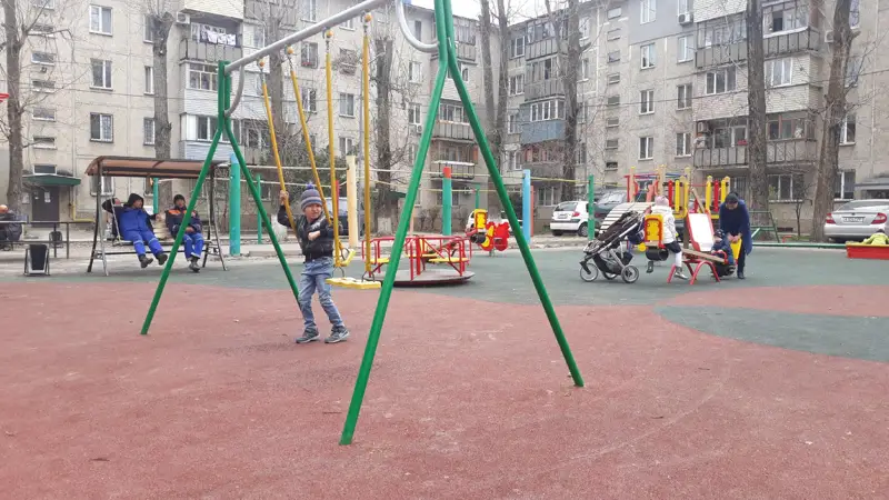 Қараусыз ойнап жүрген балалардың ата-аналарына айыппұл салынады