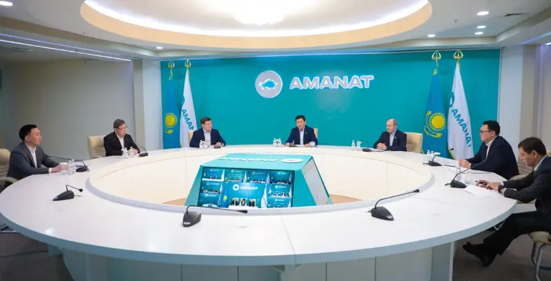 «АМАNАТ» партиясы референдумды қолдап, мәлімдеме жасады