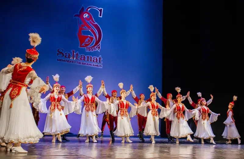 Шын жүректен: «Салтанат» би ансамблі алғыс айту күніне орай арнайы концерт өткізді