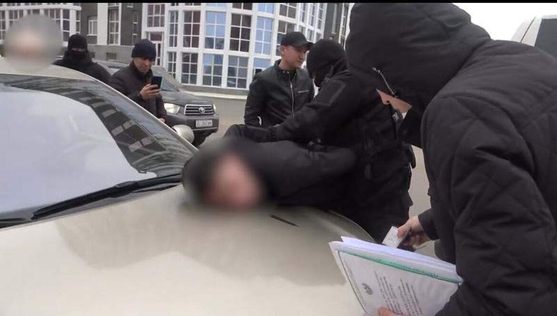 Көлік сатылады деп жалған хабарландырулар жариялаған Көкшетау тұрғыны ұсталды