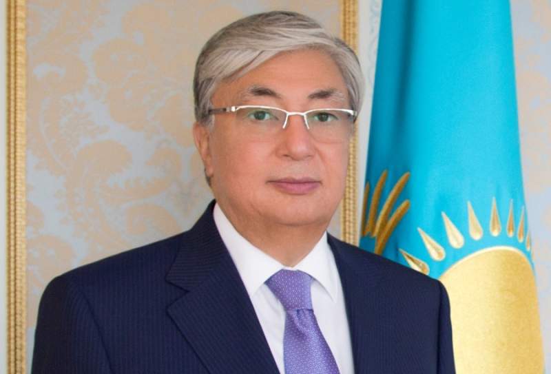 Мемлекет басшысы Отан қорғаушы күнімен құттықтады 