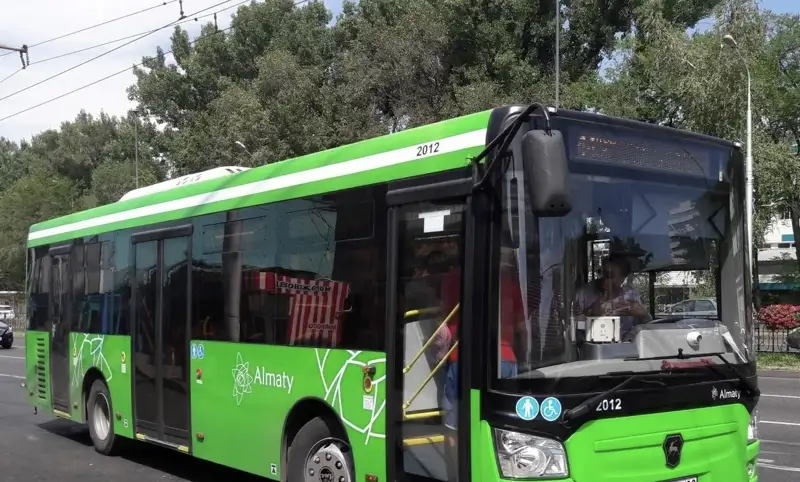 Алматыда жол жөндеу жұмыстарына байланысты автобустардың бағыты өзгереді