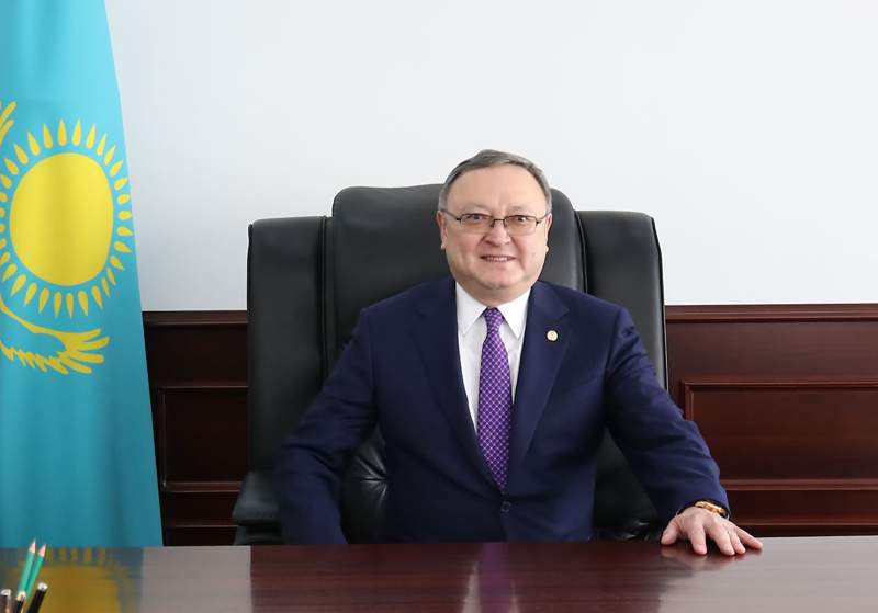 Ақтөбе облысының әкімі табысын әйеліне беретінін айтты