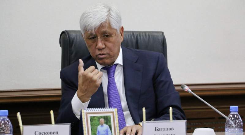 Баталов: Қорықпаймын, жұмысқа жабысып қалған түгім жоқ