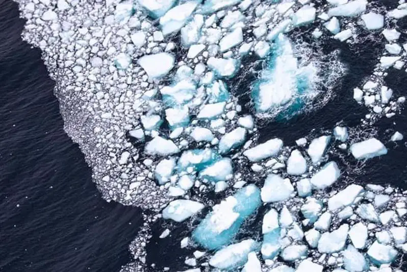 Әлемдегі ең үлкен айсберг еріді  