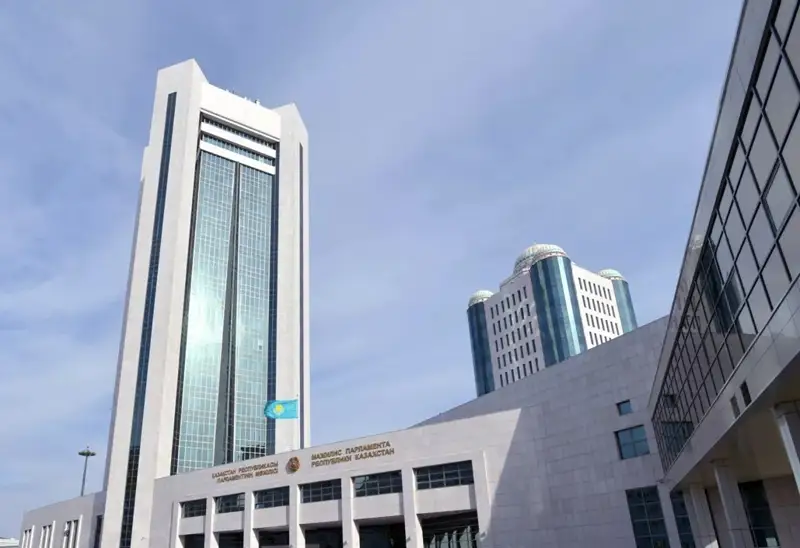 Шахтерлерге арналған төлем мен қоғамдық бірлестіктерге қатысты заң мақұлданды