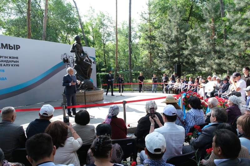 Алматыда саяси қуғын-сүргін мен ашаршылық құрбандарын еске алды 