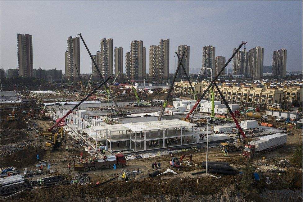 Қытай 10 күн ішінде мың адамдық аурухана салды 