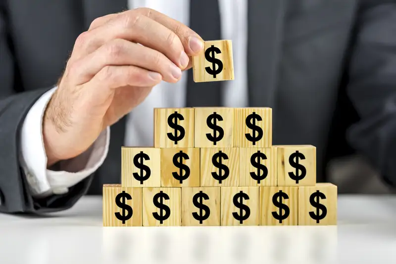 Қаржы пирамидаларының белгілері қандай?