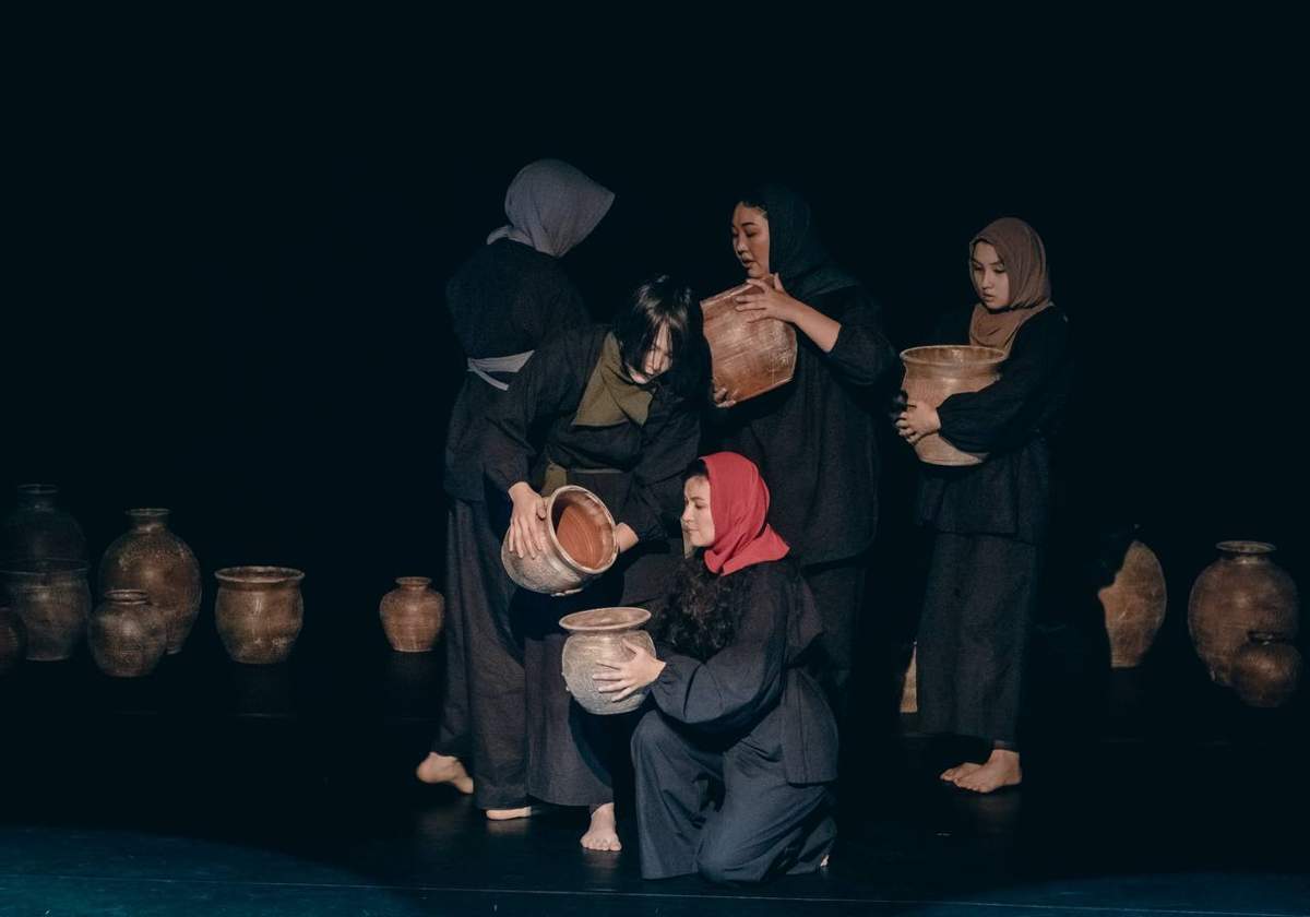 «Leila» спектаклі сахнаға қайта оралды