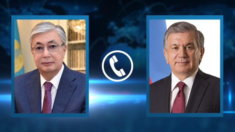 Тоқаев Өзбекстан президентімен телефон арқылы сөйлесті