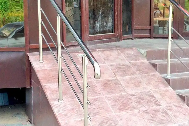 Коммунистік партия аялдамаларға арнайы пандус орнатуды ұсынды  