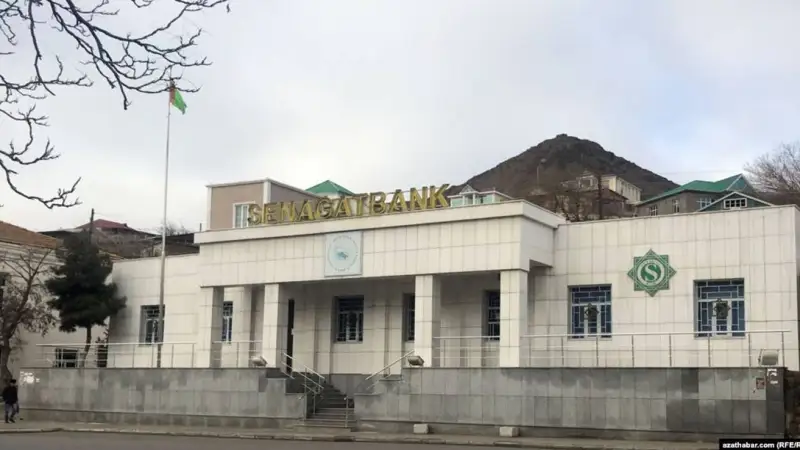 Банкоматтардың көзін неге құртып жатыр?  