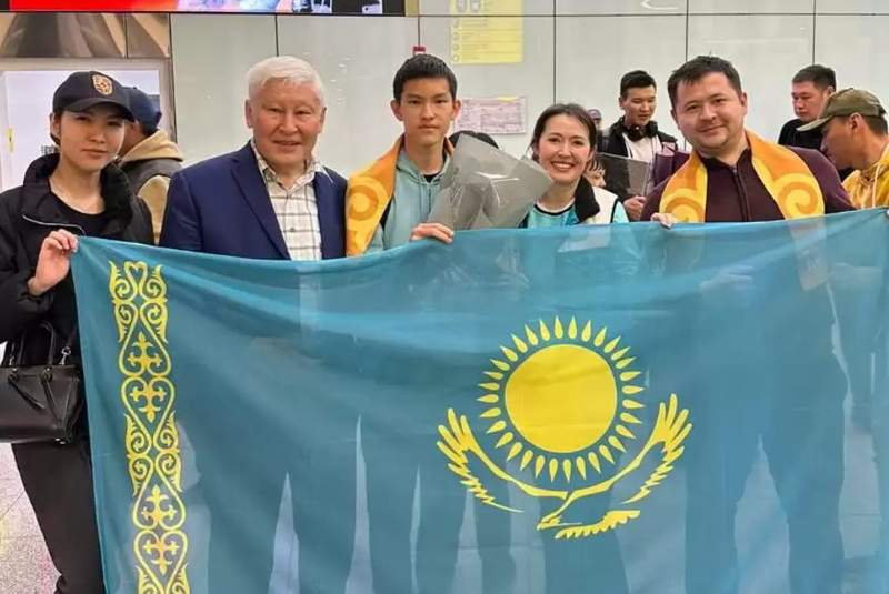 Асқар Жұмаділдаевтың ұлы Сағын Жұмаділдаев АҚШ-тан жүлделі оралды 