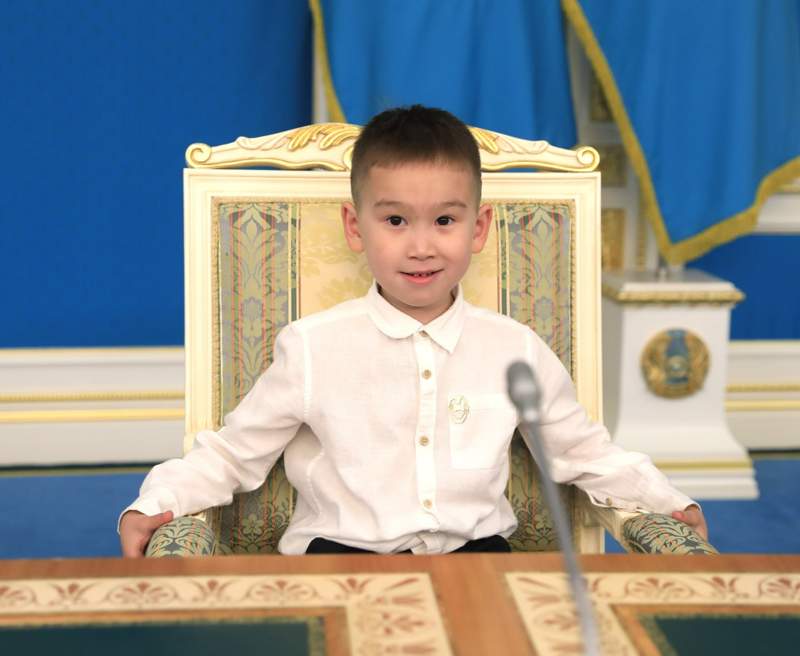 Еліміздің барлық өңірінен келген оқушыларға «Ақорда» резиденциясында экскурсия ұйымдастырылды