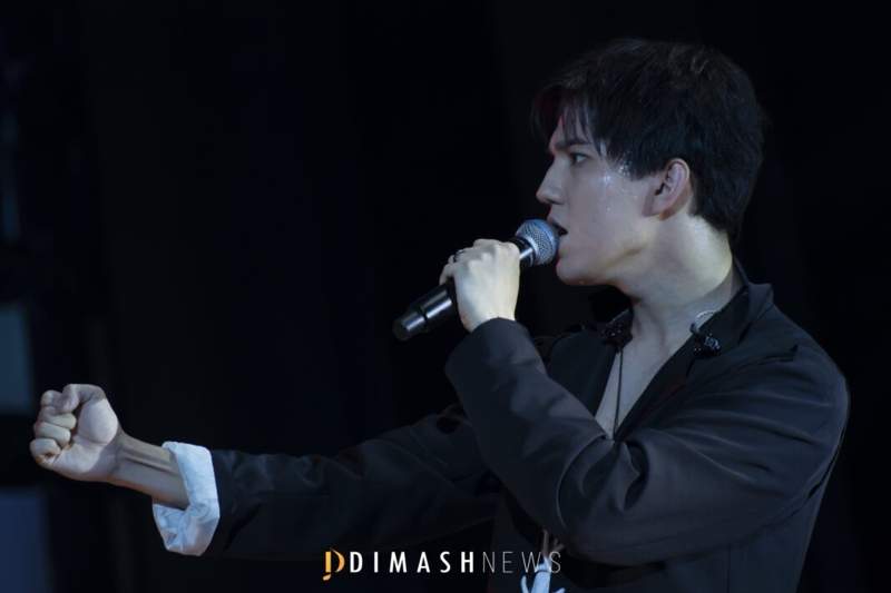 Димаш Құдайберген тыңдарманға жаңа әнін ұсынды