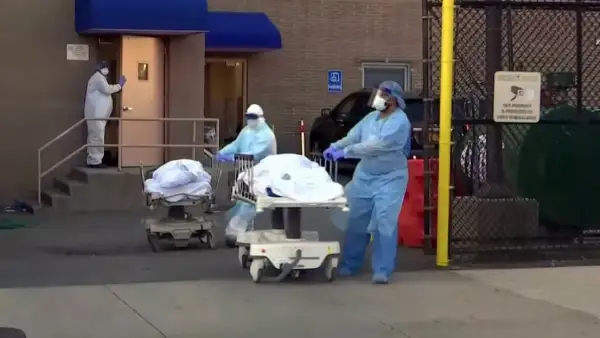 АҚШ-та вирус құрбандарының есімі New York Times бетінде жарияланды