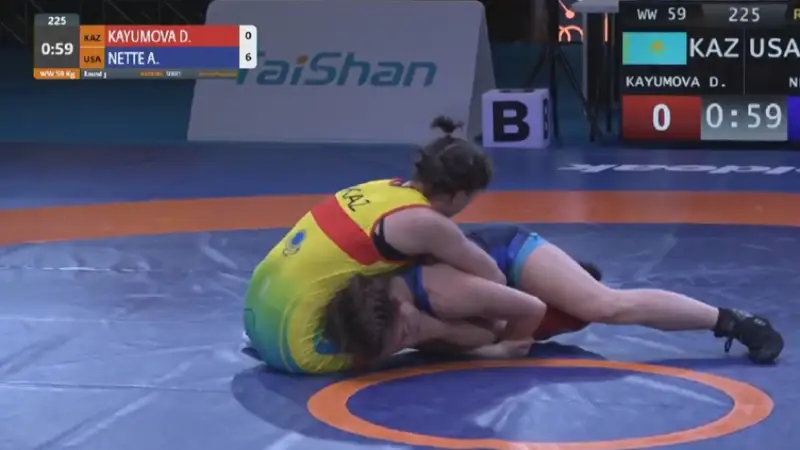 Қыздар құрамасы халықаралық жарыста топ жарды