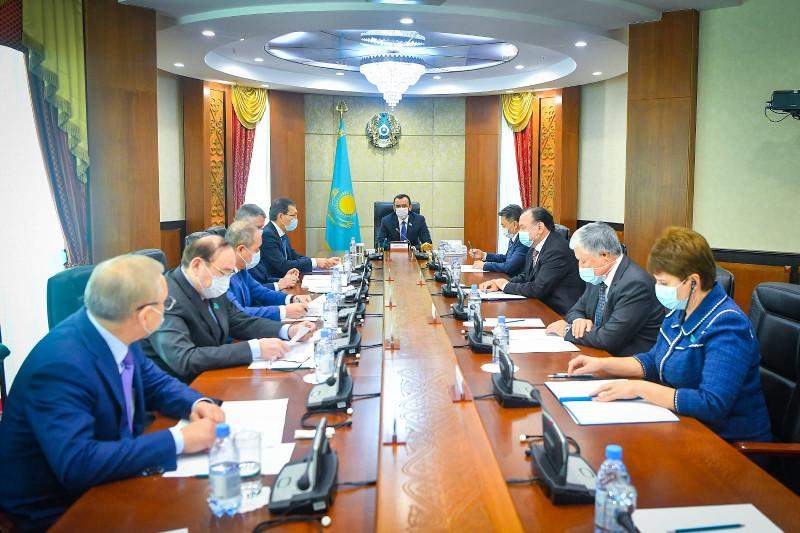 Сенатта рақымшылық туралы заң жобасы қаралады  