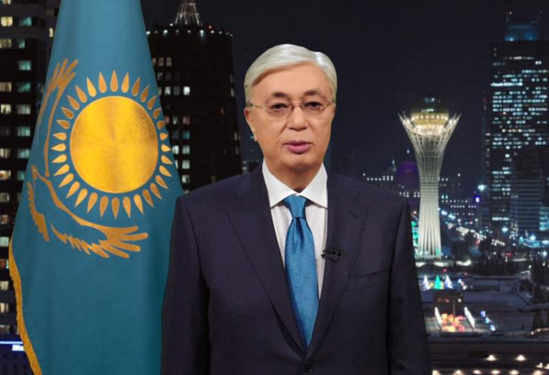 Тоқаев пен Зеленскийдің алғашқы жаңажылдық құттықтауы несімен ерекшеленді? 