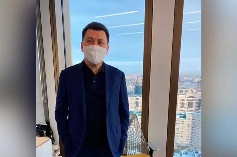  Ерлан Қарин қазақстандық ғалымдар әзірлеген вакцинаның екінші дозасын салдырмақ
