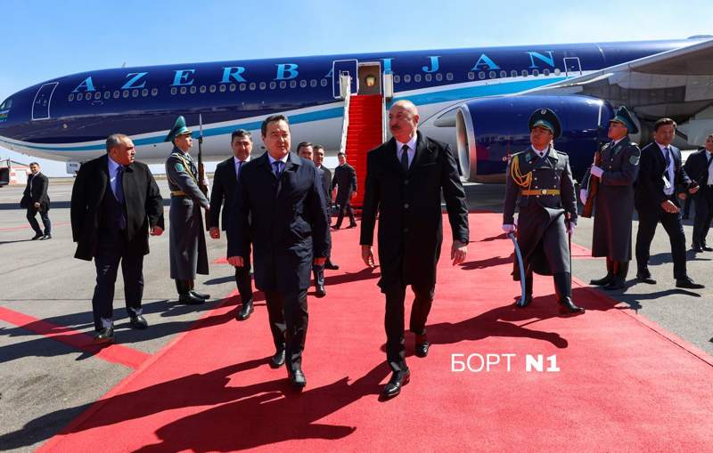 Әзербайжан президенті Ильхам Әлиев Қазақстанға келді
