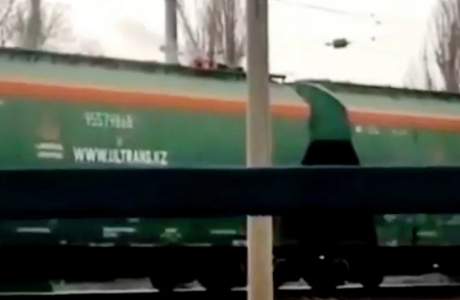 Таразда пойыздың үстінде селфи жасамақшы болған жасөспірім мерт болды (видео)